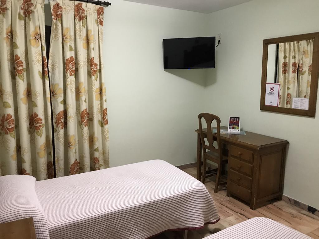 Hostal Rio De Oro 알칼라 라 레알 외부 사진