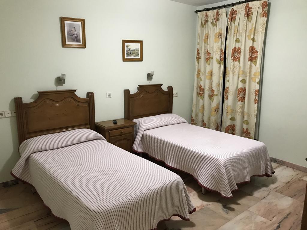 Hostal Rio De Oro 알칼라 라 레알 외부 사진