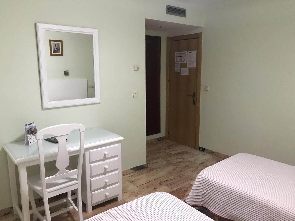 Hostal Rio De Oro 알칼라 라 레알 외부 사진